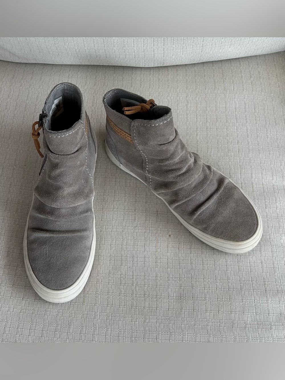 Sperry Crest Gray Suede High-Top Sneakers with Brown Leather Accents
